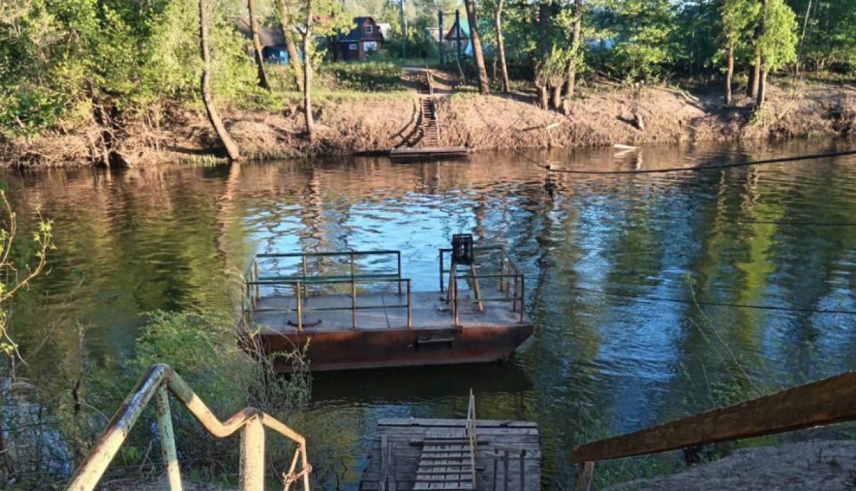 Полголовы натянутым тросом через реку отрезало мужчине во время катания на гидроцикле