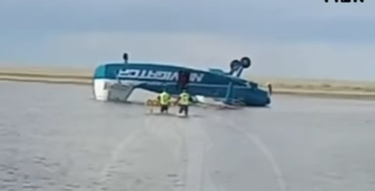 Борт санавиации аварийно сел на воду в Костанайской области (ВИДЕО)
