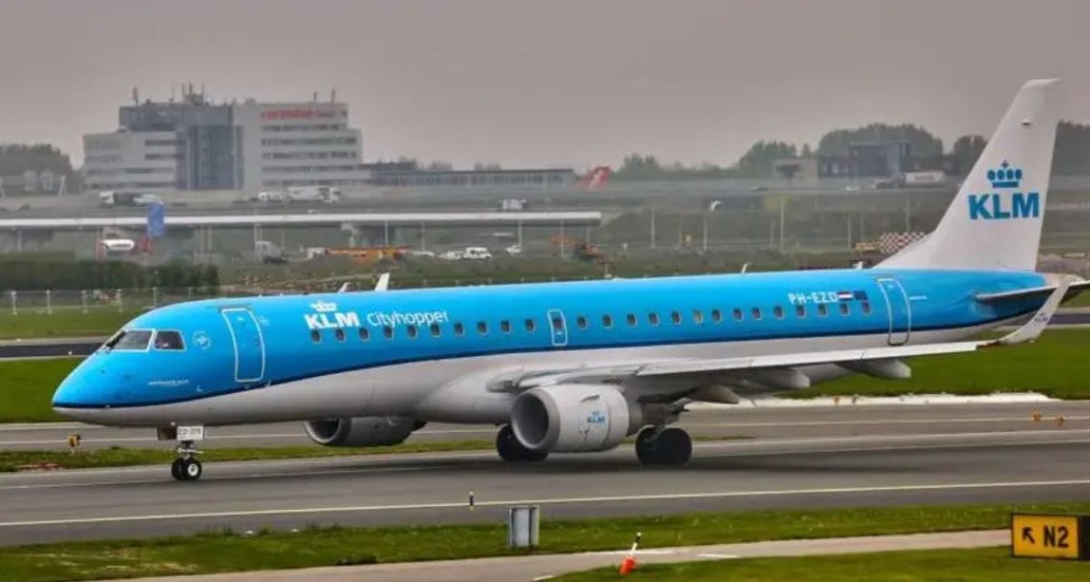 Амстердам әуежайында ұшақ қозғалтқышы тартып әкеткен ер адам көз жұмды