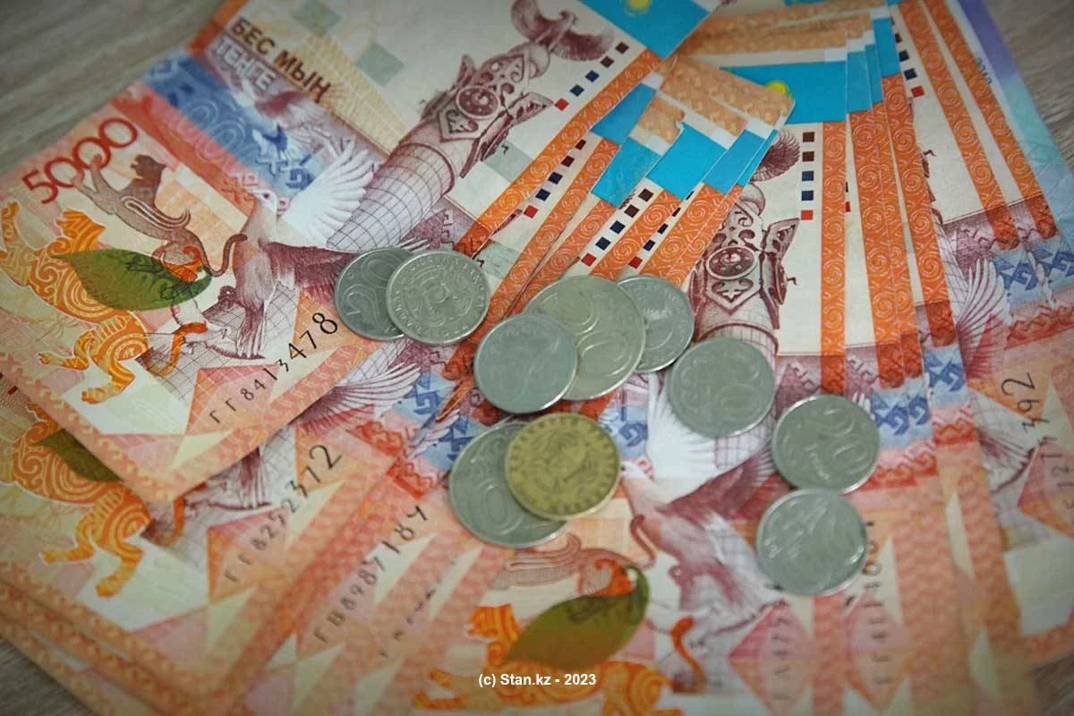 Қазақстанда мәслихат депутаттарына өкілеттігі тоқтатылған жағдайда өтемақы төленбек