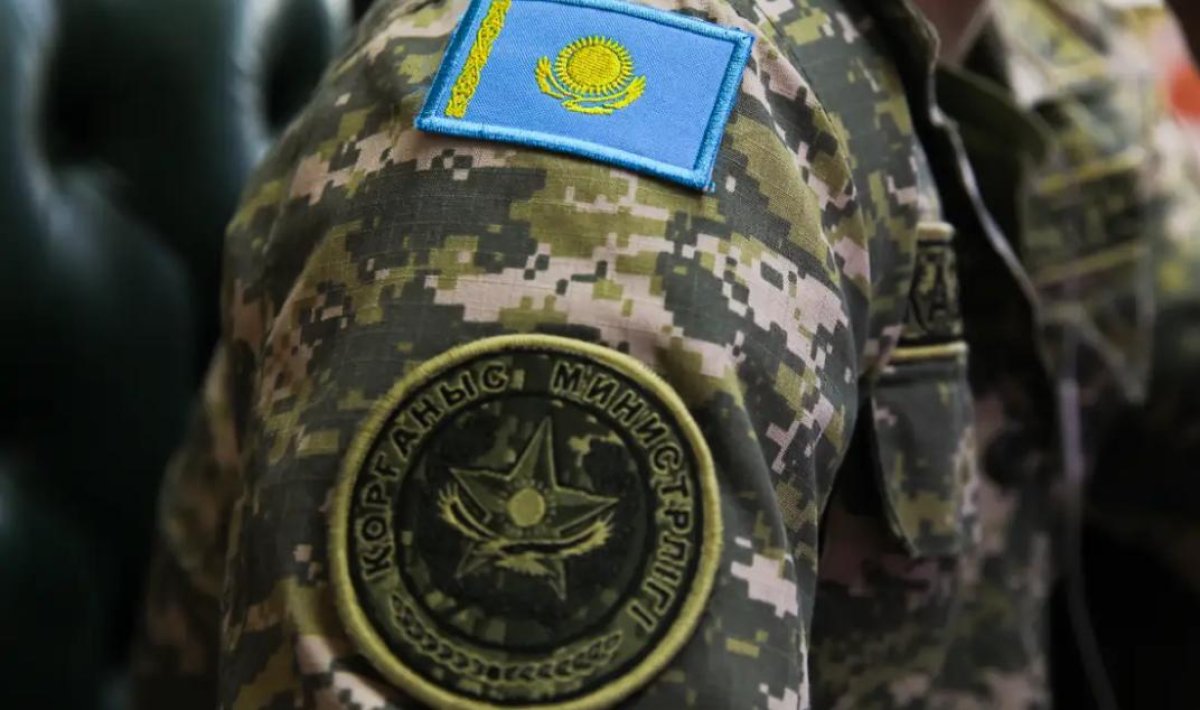 Атырауда сарбаз әскери бөлімнен қару алып шыққан