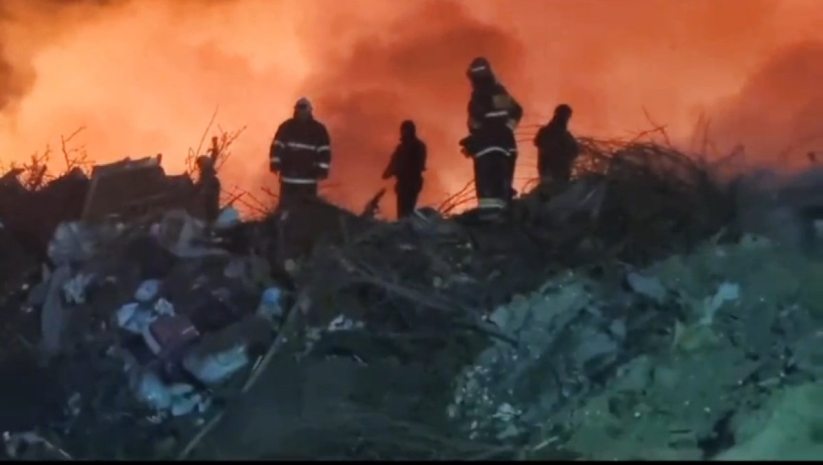 Сразу два полигона ТБО горят в ЗКО