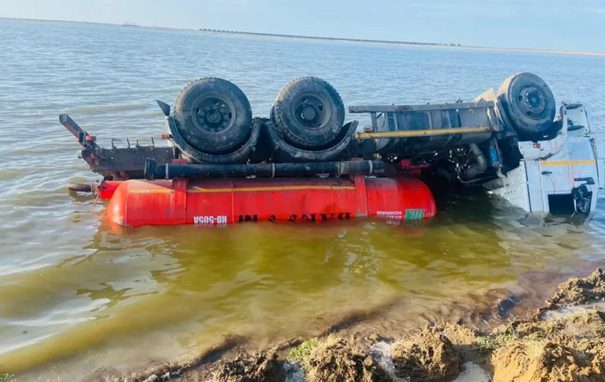 Атырау облысында 3 көлік соқтығысып, шетелдік жолаушы көз жұмды