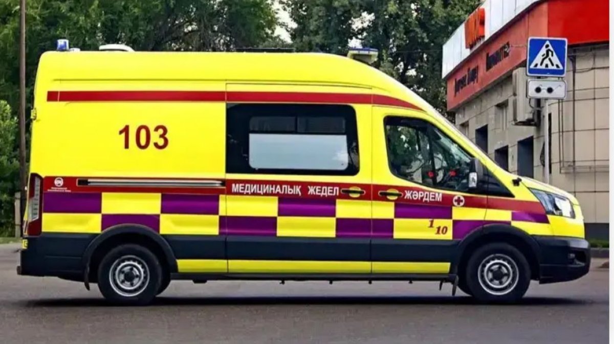 Атырауда төрт жасар бала 10-қабаттан құлап кетті