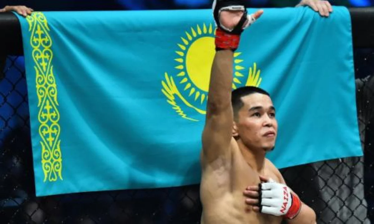 Асу Алмабаев выиграл исторический бой в UFC