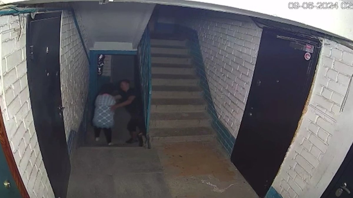 Напавшего на бывшую сожительницу гражданина Узбекистана разыскивает полиция Атырау