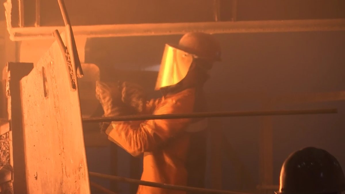 Ақтөбеде ферроқорытпа зауытында бес адам өндірістік жарақат алды