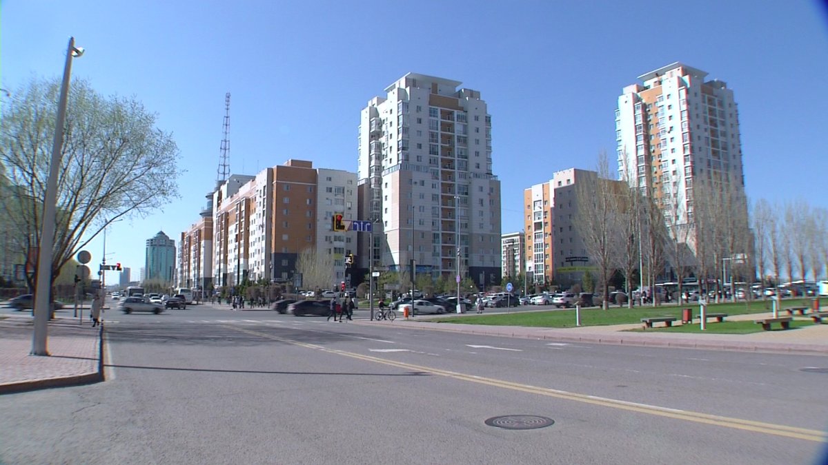 Более 400 млн тенге налога заплатили казахстанские таксисты с сентября