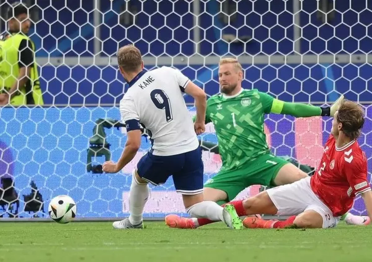 "С" тобындағы Дания мен Англия ойыны да тең аяқталды