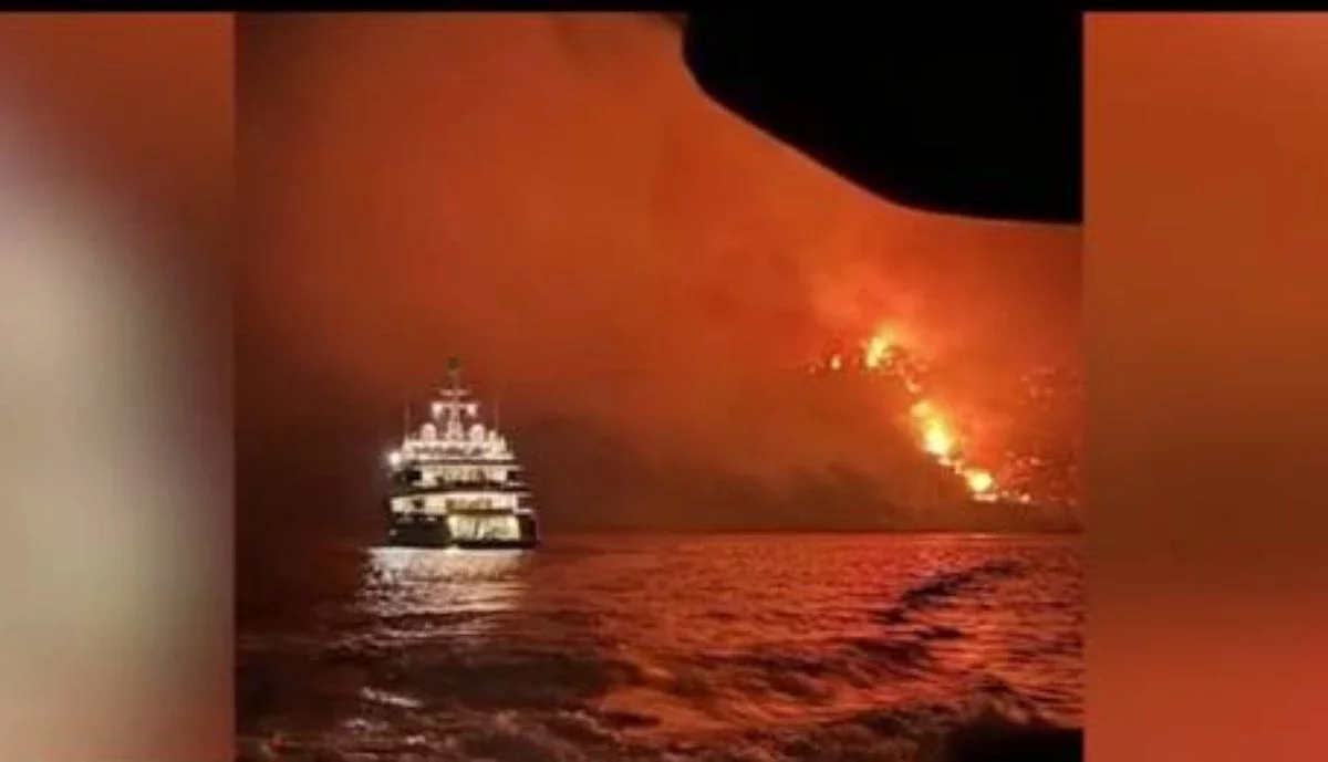 Грецияда яхта жалдаған қазақстандықтар отшашу арқылы бүкіл аралды өртеп жіберді