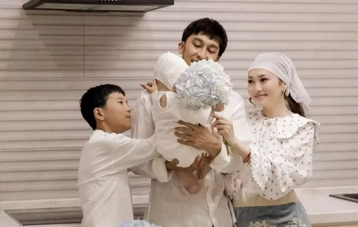 "Қайта жолығуды жазсын". Ерке Есмахан оқырмандарын ойландырып қойды