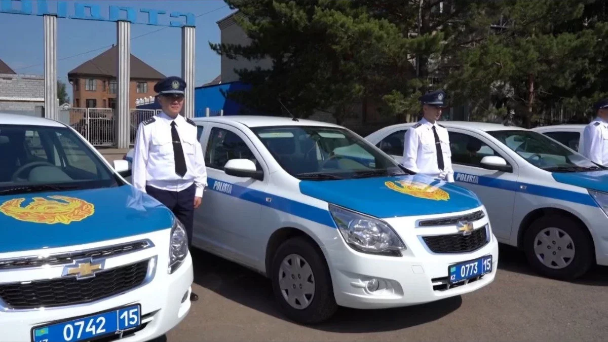 СҚО полицейлеріне 41 қызметтік автокөлік кілті табысталды