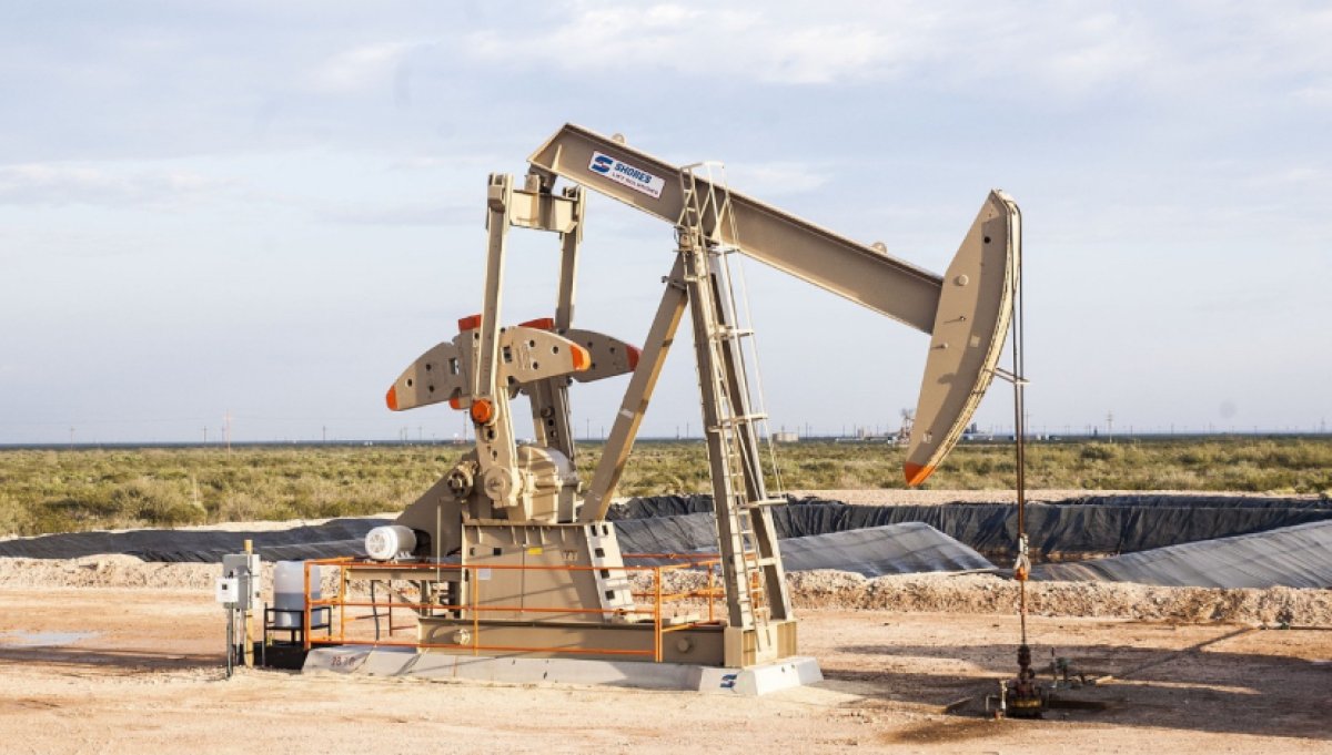 Прокуратура расследует 5 уголовных дел в нефтяной сфере