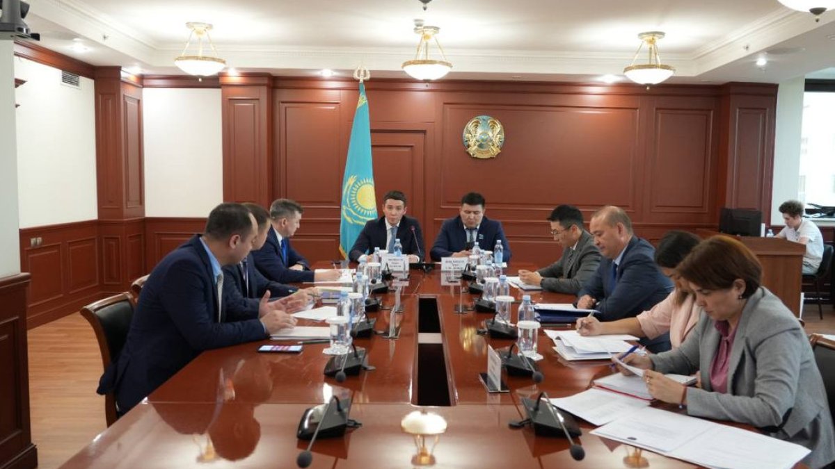 Дидар Смағұлов: Ел бюджетін басқаратындар казинода жүрмеуі керек