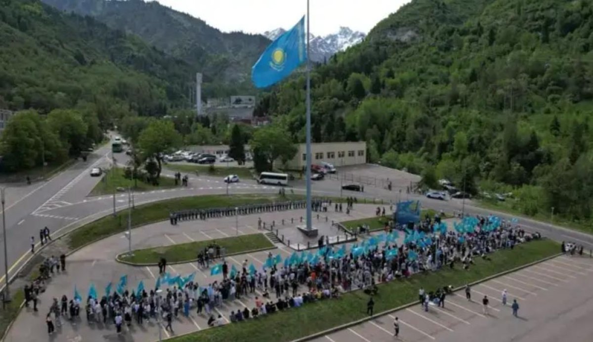 "Медеу" биік таулы спорт кешенінің алаңында Мемлекеттік туды көтеру және Әнұранды орындау салтанатты рәсімі өтеді