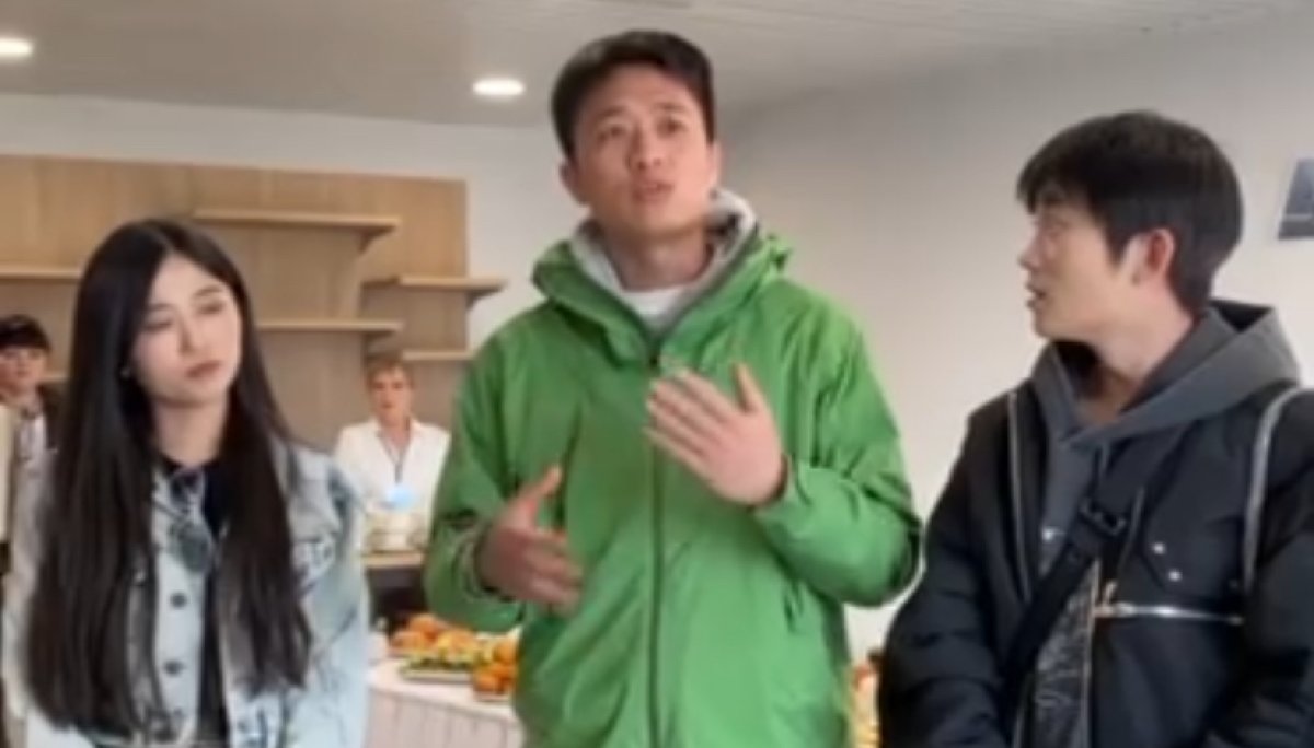 Китайским блогерам-миллионникам презентовали туристические «жемчужины» Казахстана