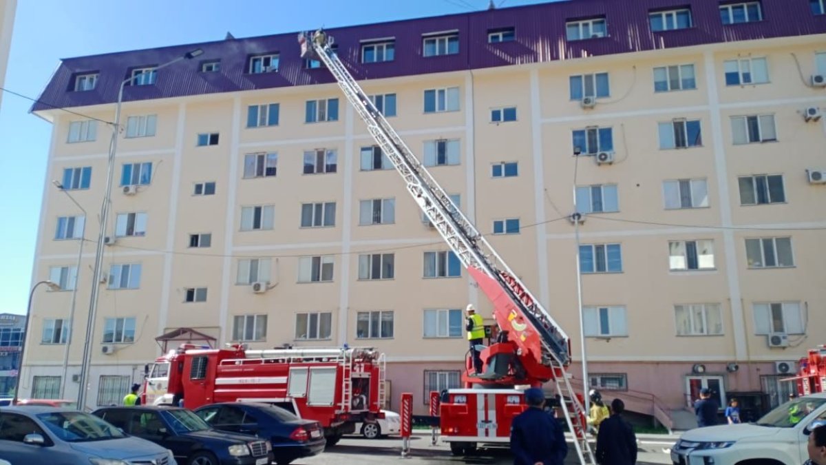 Өрт сөндірушілер 8 айлық сәбиді құтқарды