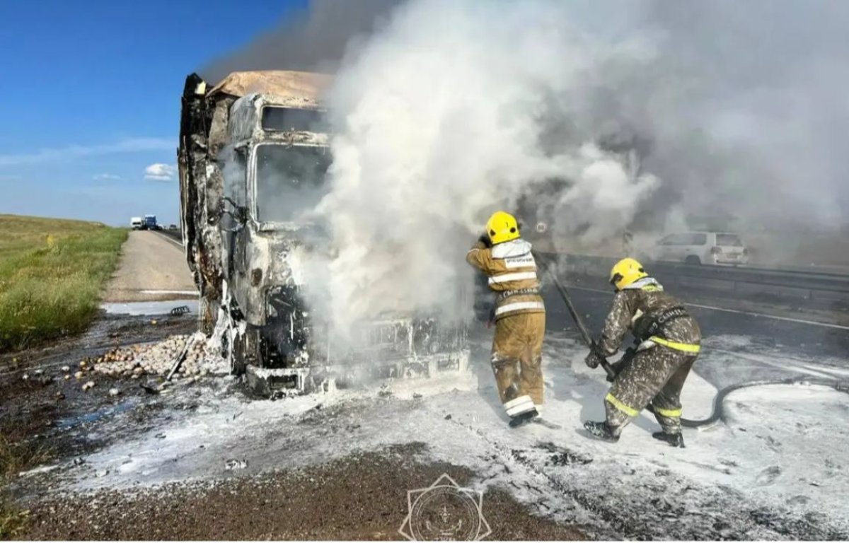 Жамбыл облысында автокөлік өртке оранды