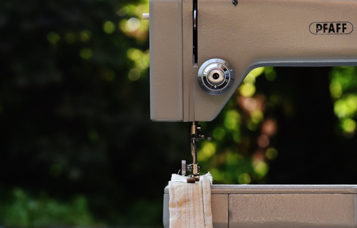 Служебная необходимость: пошив кожаного плаща за 800 тысяч тенге заказала прокуратура ЗКО