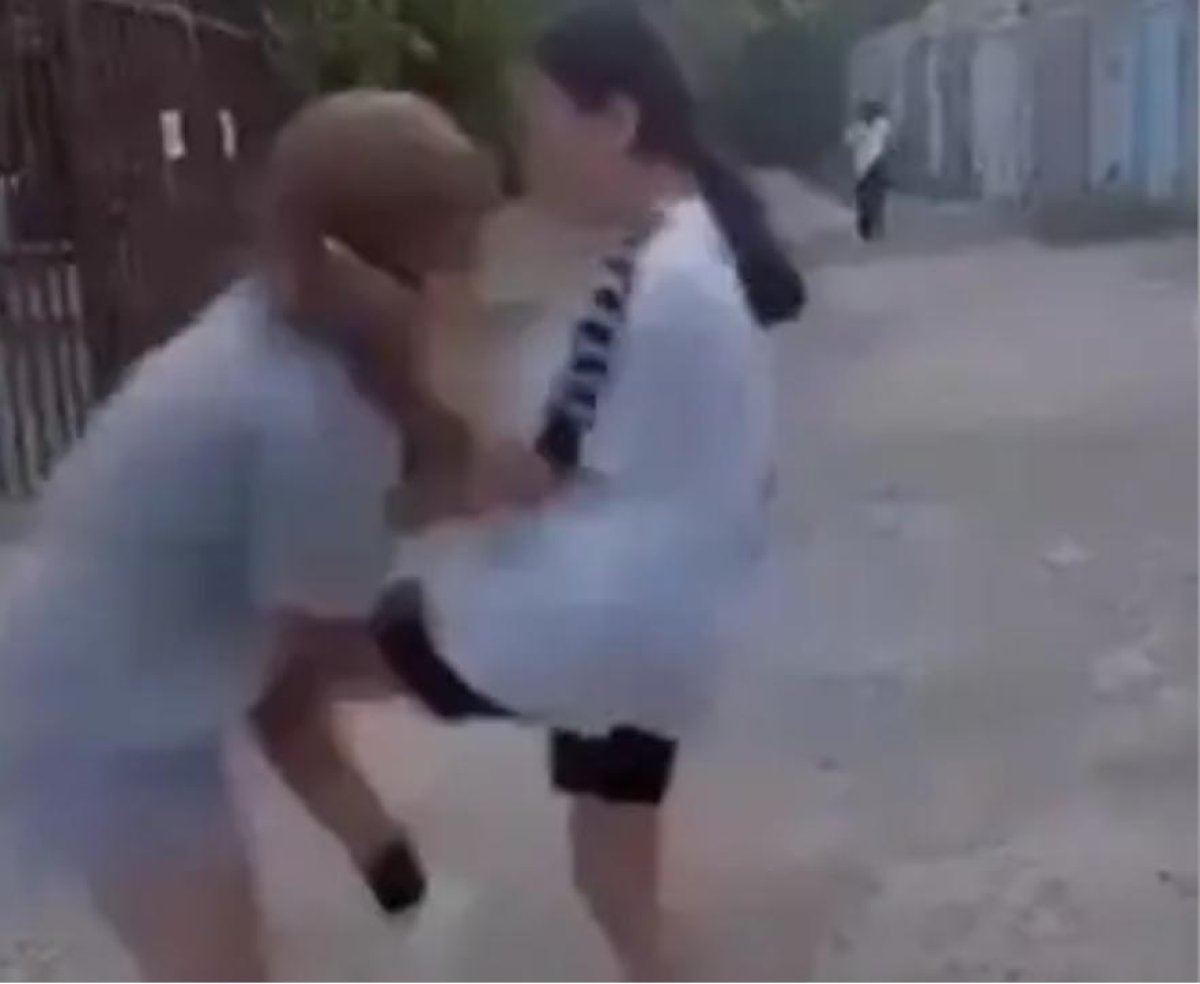 Ақтөбеде оқушы қыздар арасындағы жанжалдан соң әкімшілік іс қозғалды