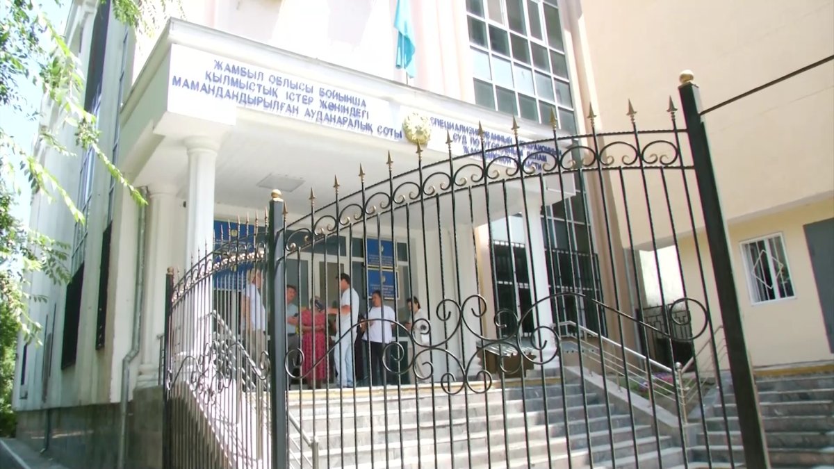 Жол апатына айыпталған күдіктінің әкесі әділдік іздеп жүр