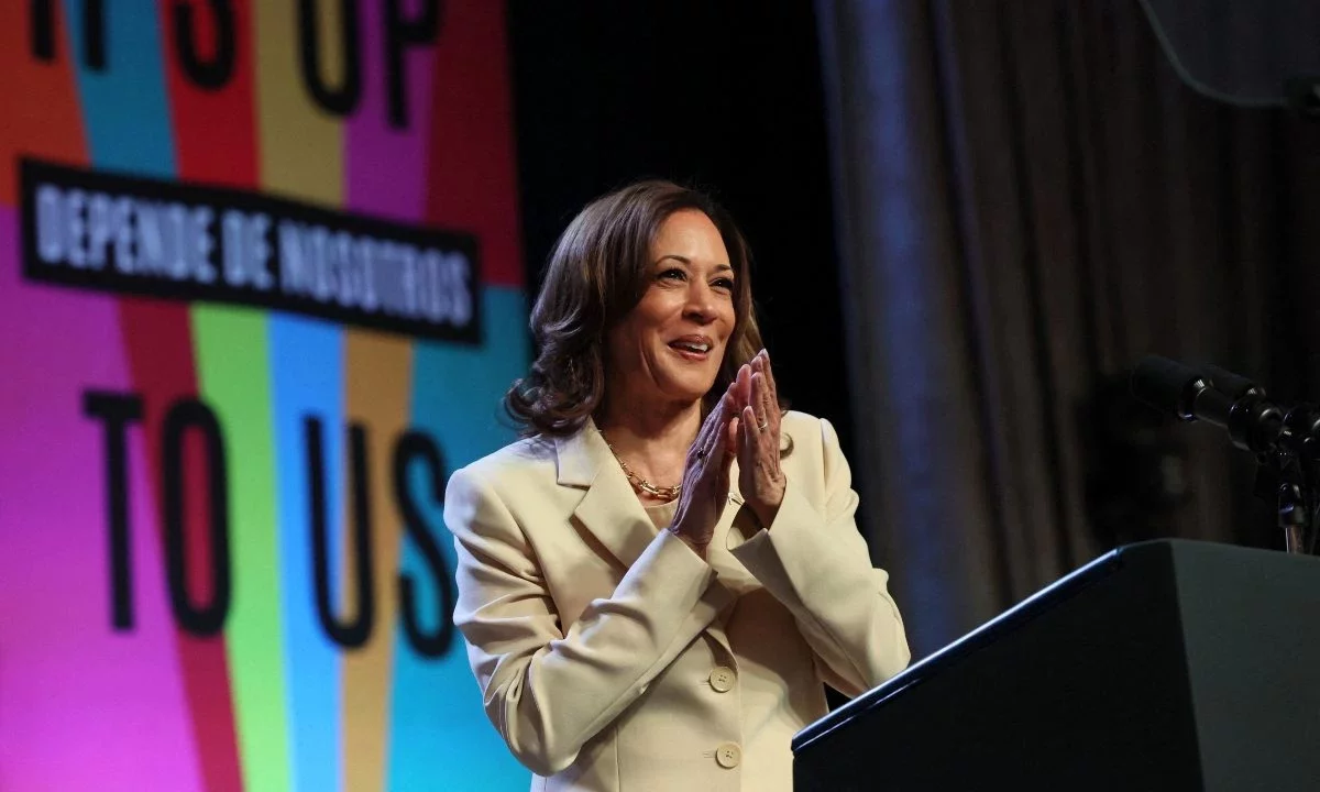 АҚШ  президенті Байденді ауыстыруы мүмкін кандидаттың есімі аталды