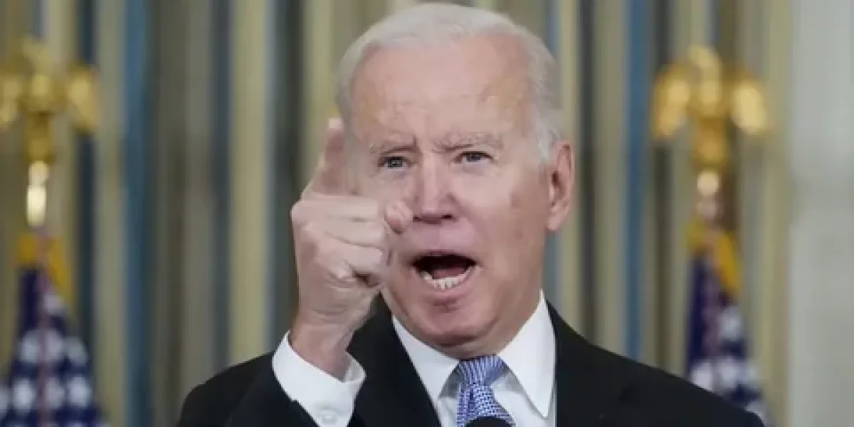 Курс валют: как повел себя доллар после ухода Байдена