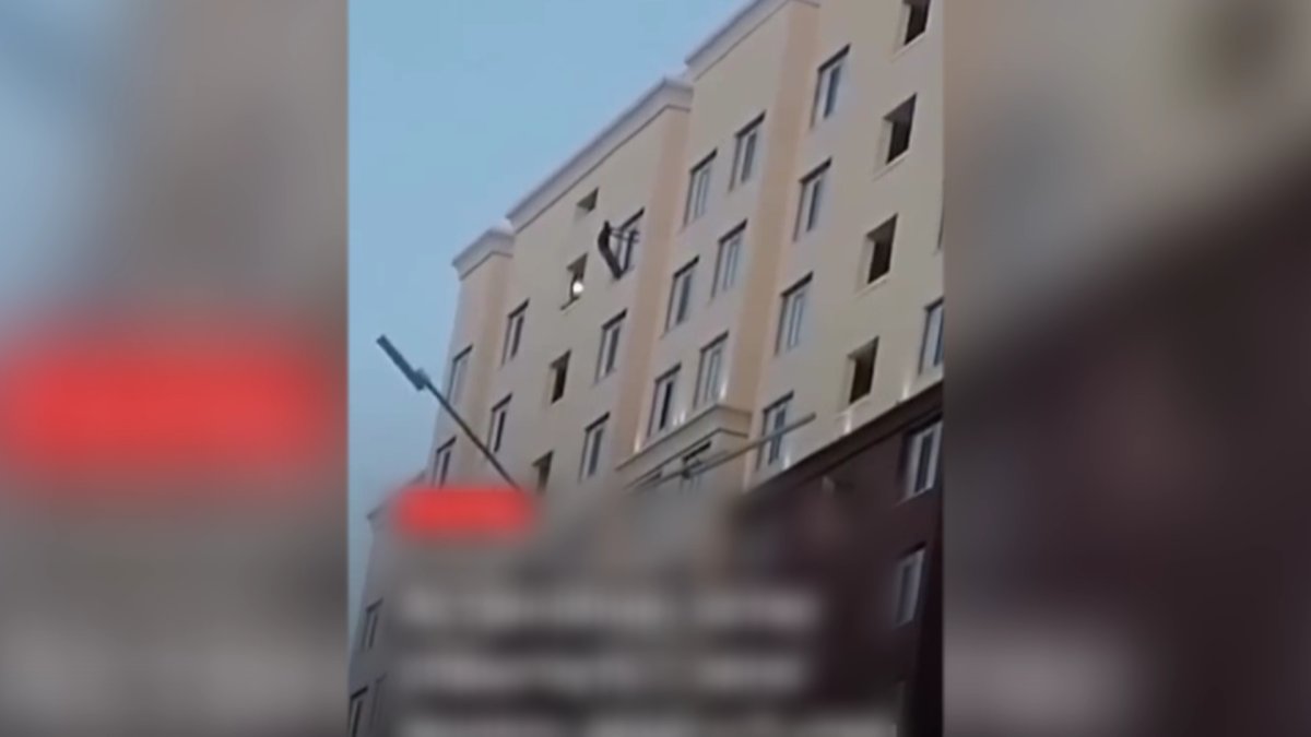 Астанада 14-ші қабаттан секірмек болған ер адам 15 тәулікке қамауға алынды