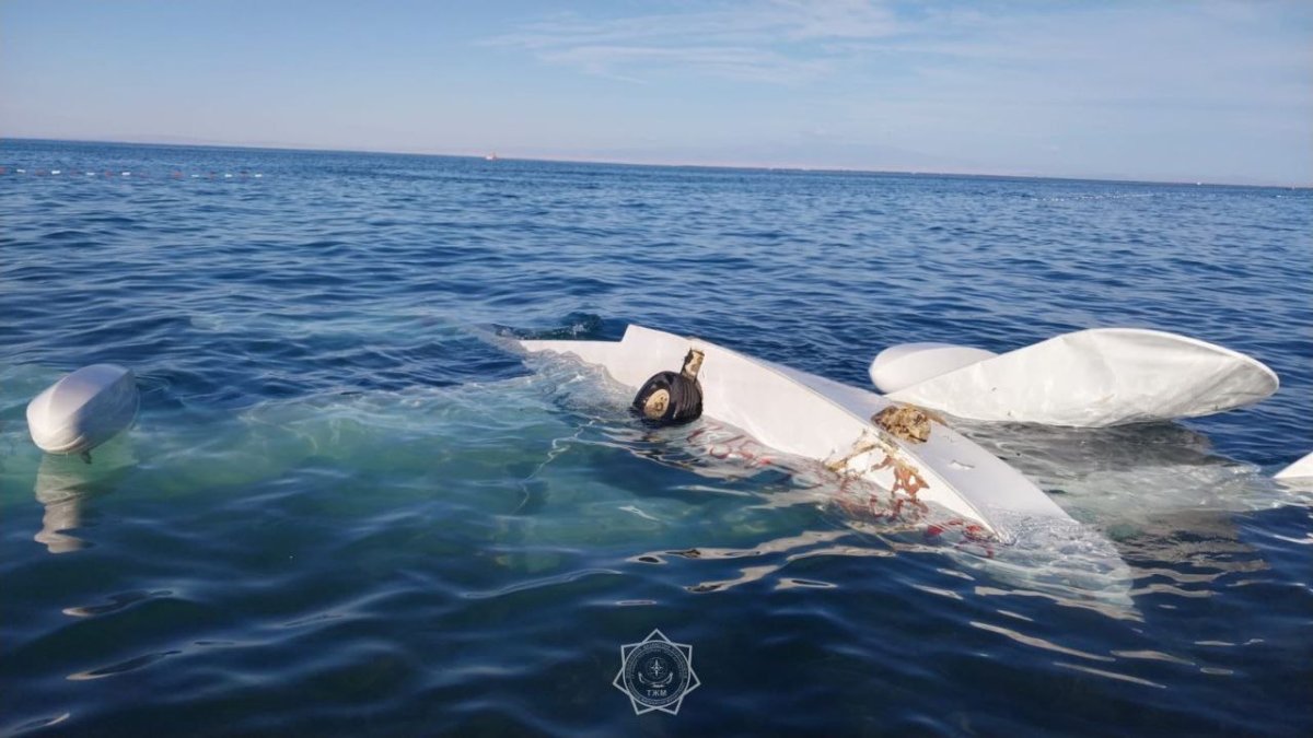 Пара едва не погибла на Алаколе при крушении дельтаплана