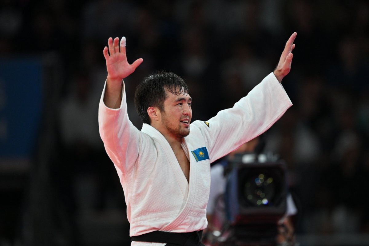 ТАРИХИ СӘТ! ЕЛДОС СМЕТОВ – ПАРИЖ ОЛИМПИАДАСЫНЫҢ ЧЕМПИОНЫ