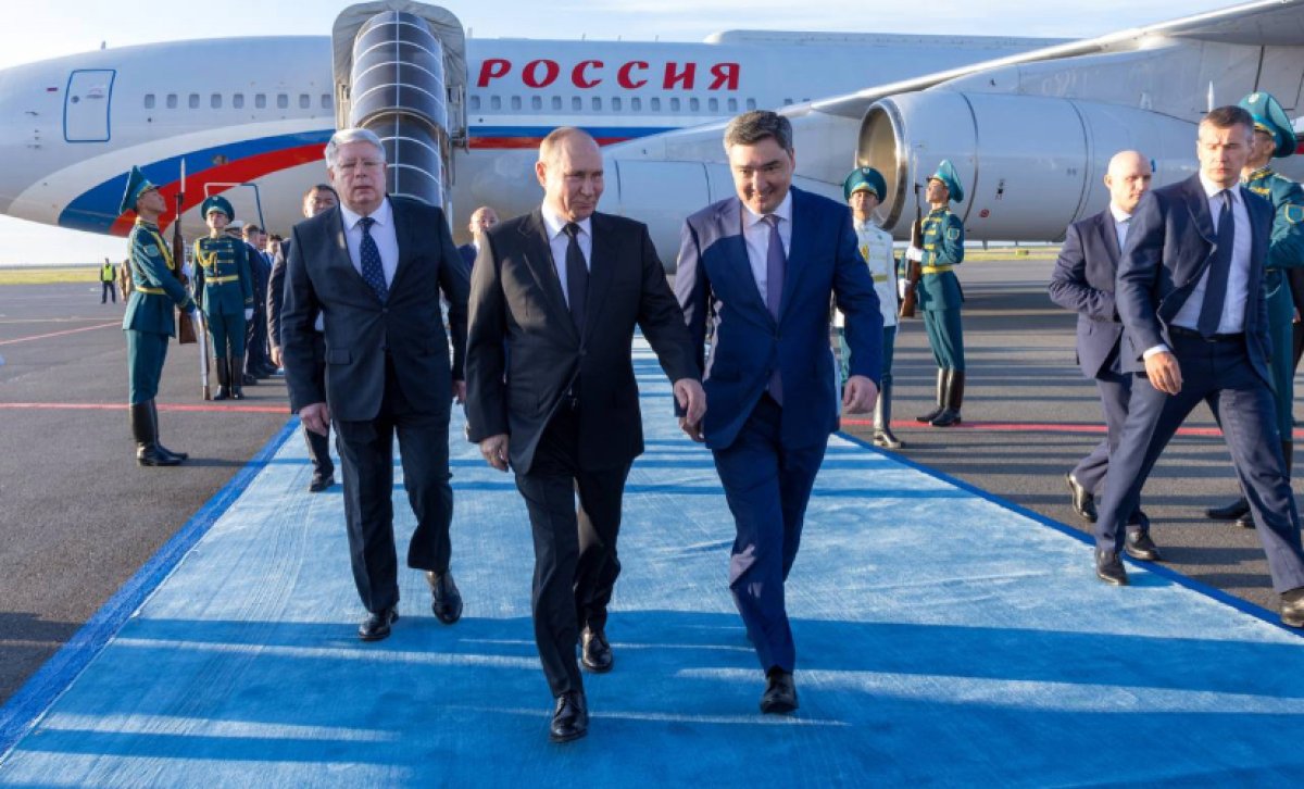 Путин прибыл в Астану