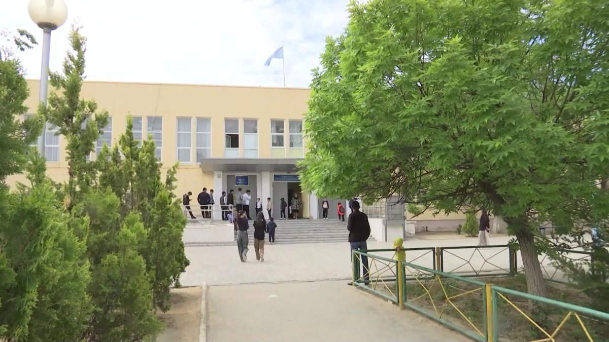 За взятку осудили экс-руководителя городского отдела образования Актау