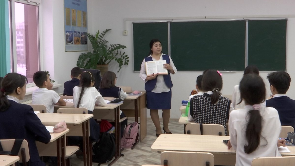 С 1 августа стартует республиканская акция "Дорога в школу"