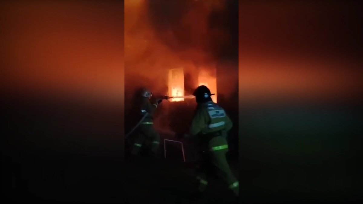 Таразда отбасылық жанжал кезінде ер адам әйелінің үстіне жанармай құйып жағып жіберген