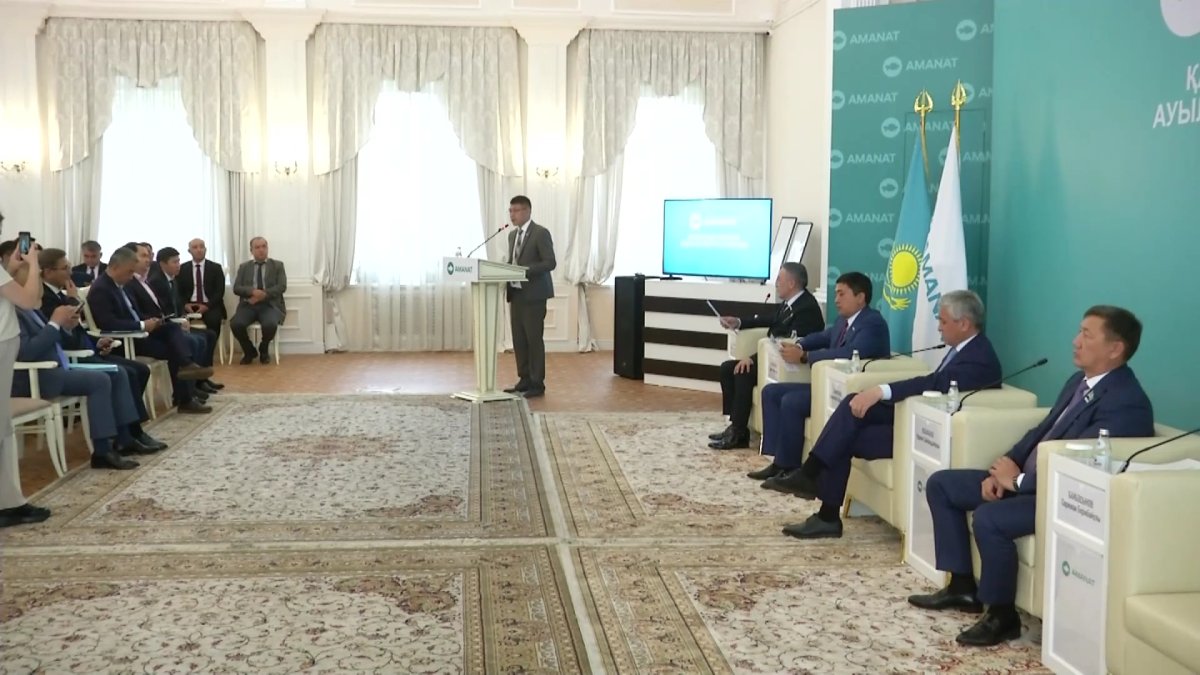 В Караганде открылся первый форум сельских акимов партии «Amanat»