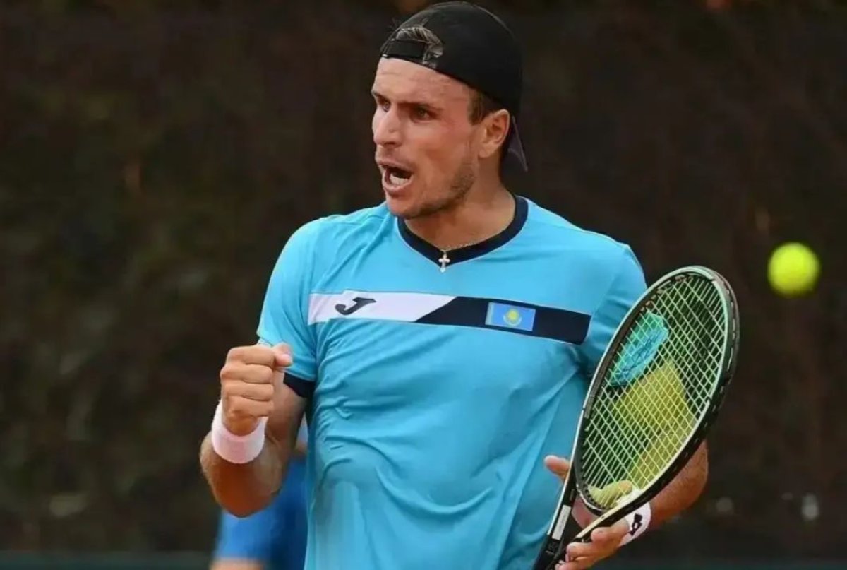 Дмитрий Попко Румынияда камбэк жасап, жартылай финалға шықты