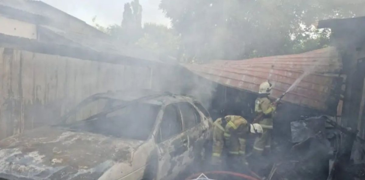 Алматы облысы Талғар ауданында тұрғын үй мен автокөлік өртенді
