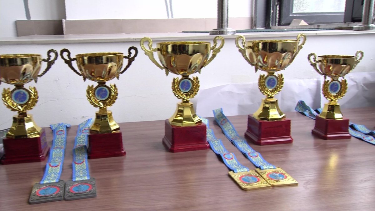 Чемпионат по настольному теннису "Showdown" среди слепых прошел в Астане