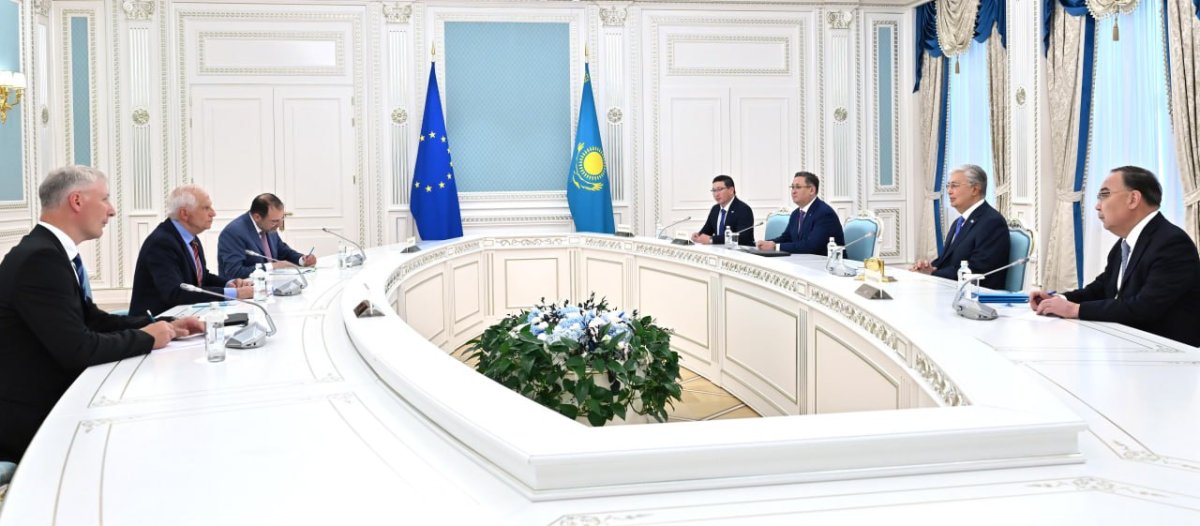 Мемлекет басшысы Жозеп Боррельмен кездесті