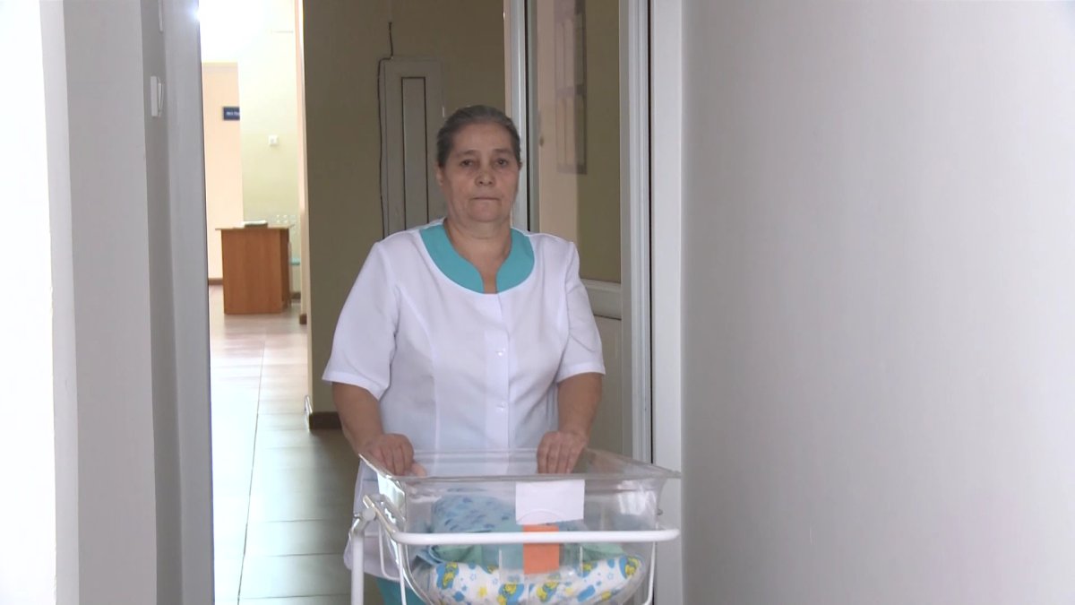 Павлодарда 12 жасында босанған оқушы сабағын жалғастырады