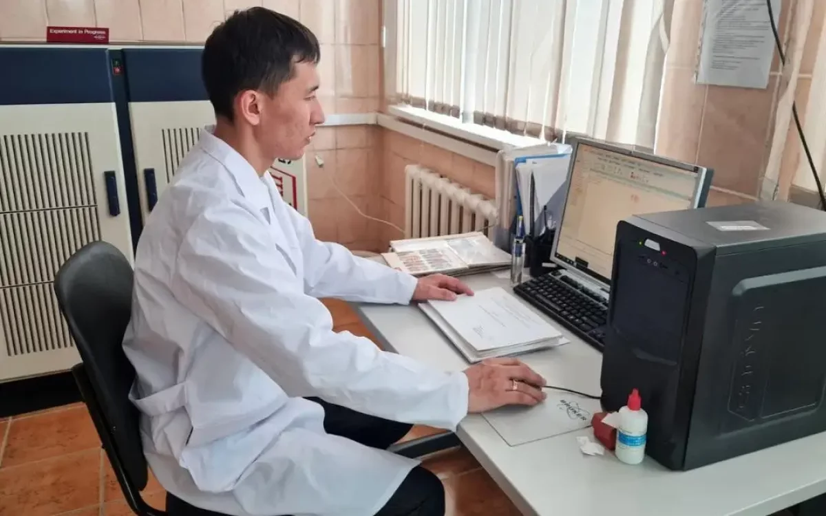 Қазақ ғалымы топырақты тоздырмайтын гель жасап жатыр