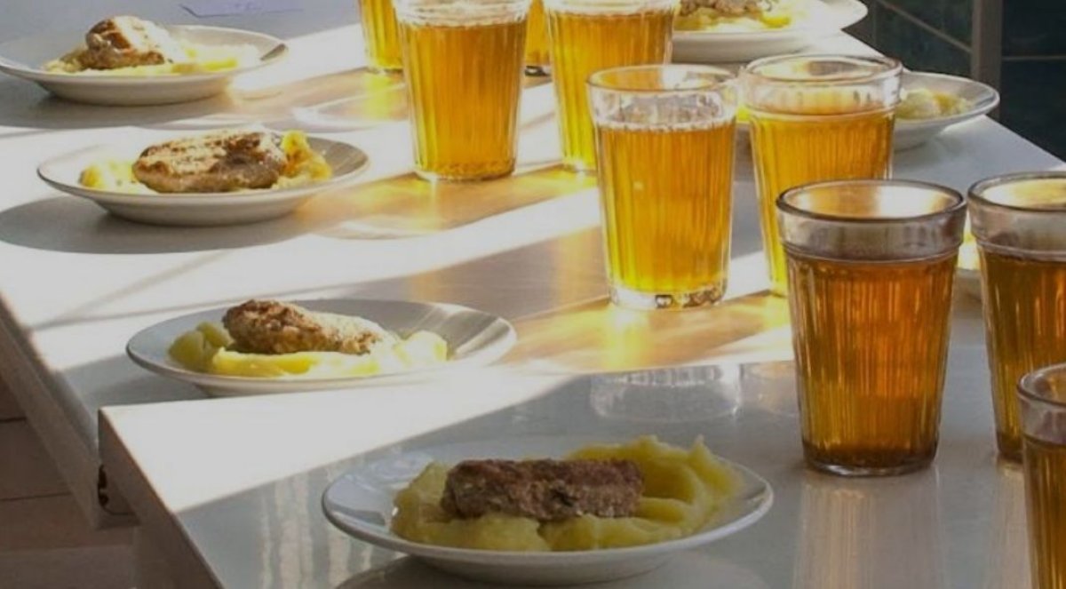 «Әлеуметтік әмиян»: тегін және жеңілдікпен тамақтандырудың жаңа жүйесі қалай жұмыс істейді?