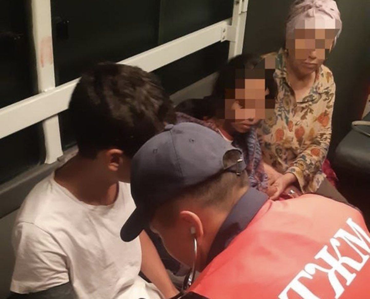 Четыре человека, в том числе дети, пострадали в ДТП на трассе Кызылорда-Павлодар