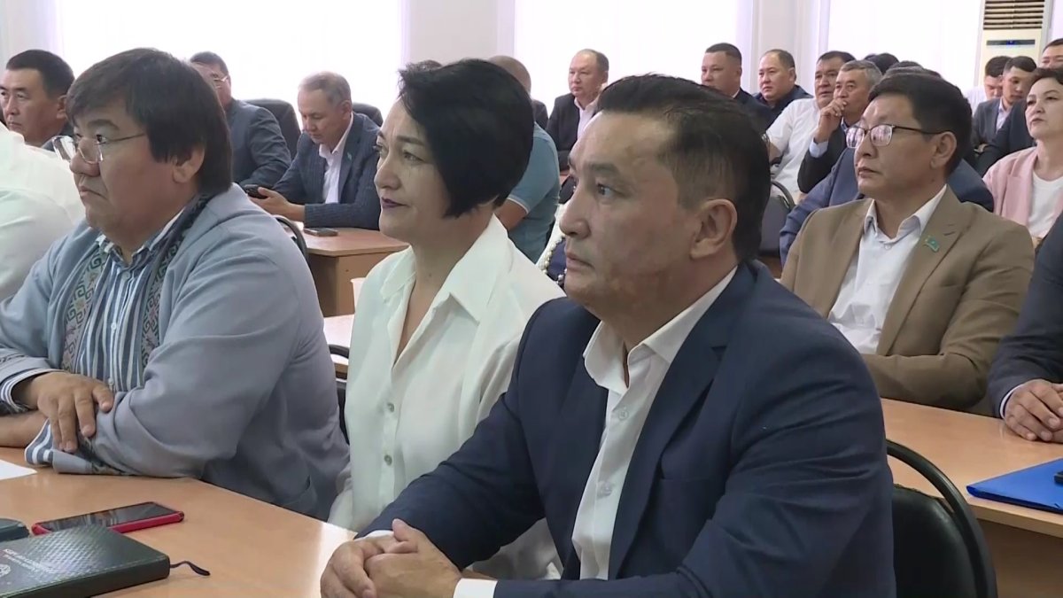 Ақтөбеде депутаттар екі күнді семинар-тренингке қатысты