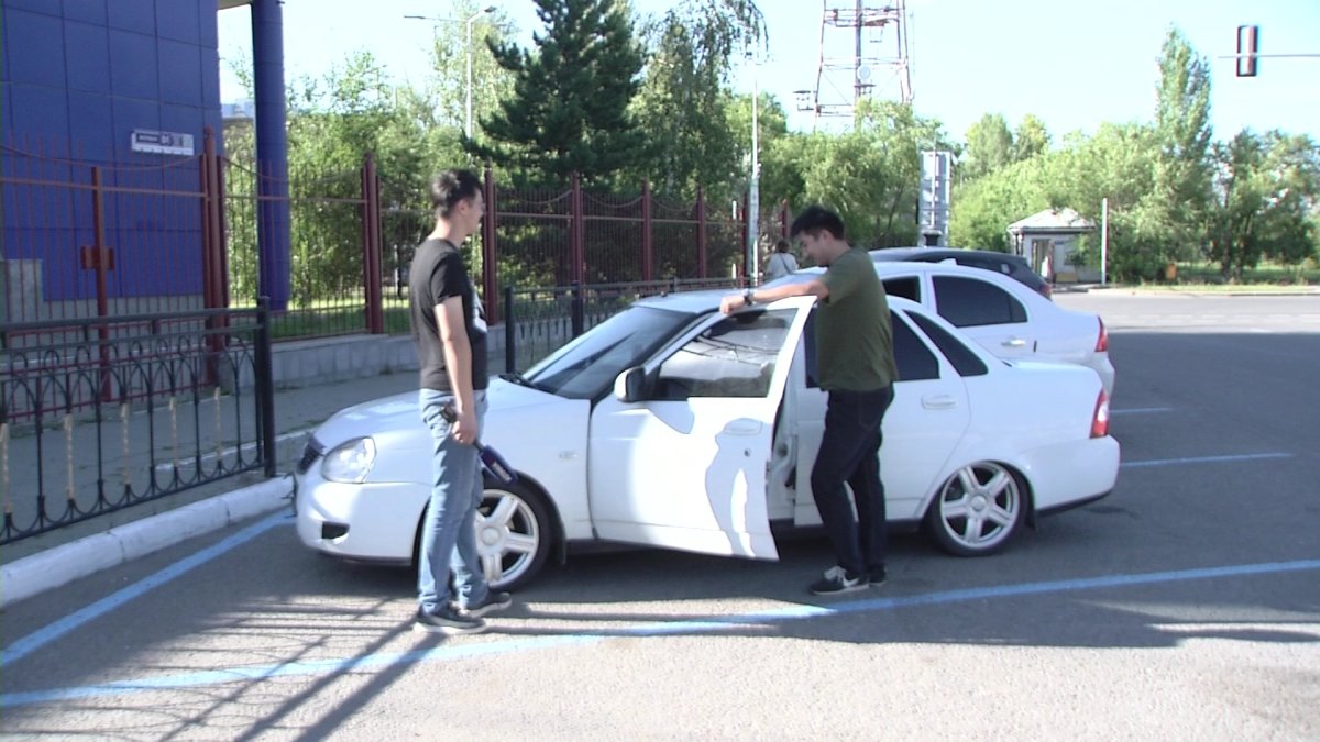 Тыйым салынған жерде көлік жуғандарға 43 млн теңгеден астам айыппұл салынды