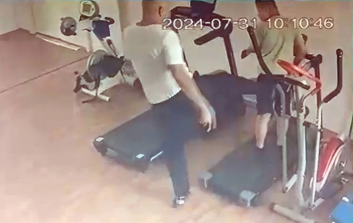 Артынан теуіп, таяқпен қорқытады: Қостанайда ерекше балаларға арналған орталықтың мұғалімі оқушыларды ұрып-соққан