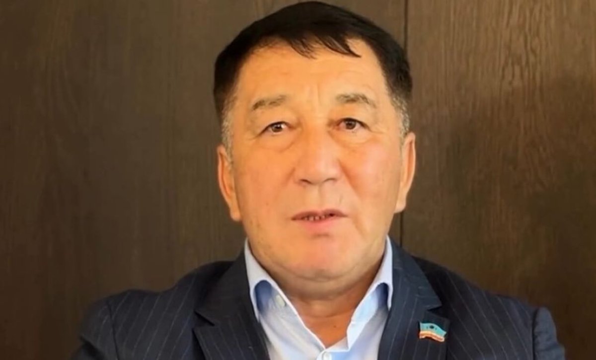 «Жаттығу жоспары дұрыс құрылмаған»: Қайрат Сәтжанов Мырзағали Айтжановтың қателіктерін тізіп шықты