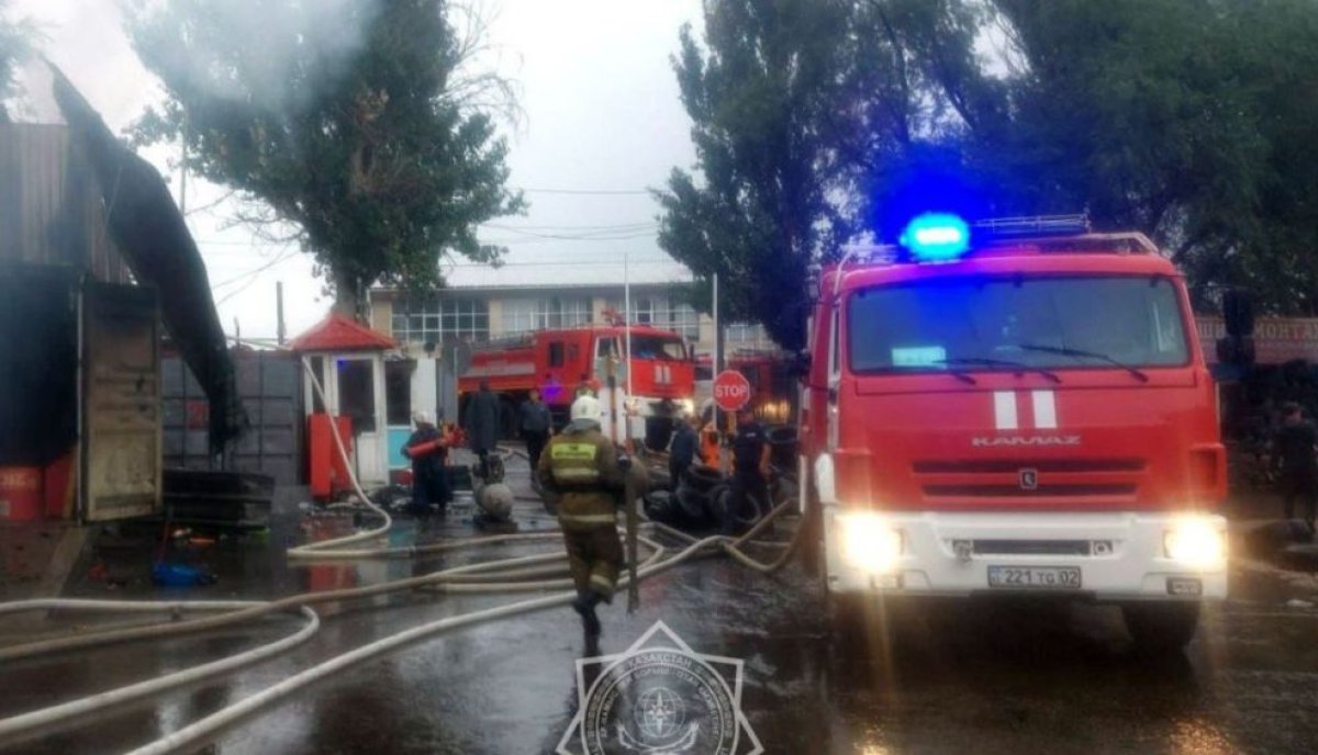 Алматыдағы базар аумағында өрт шықты