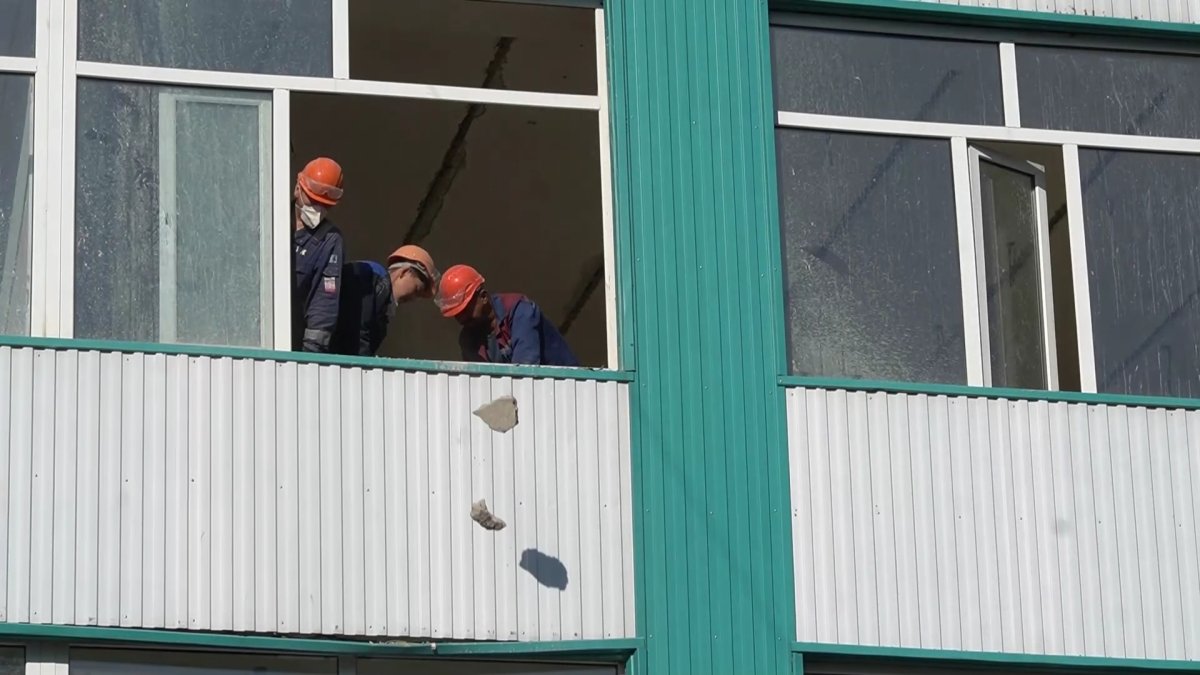 Жаңа оқу жылы жақындағанда оралдық мектеп жөндеуге жабылды