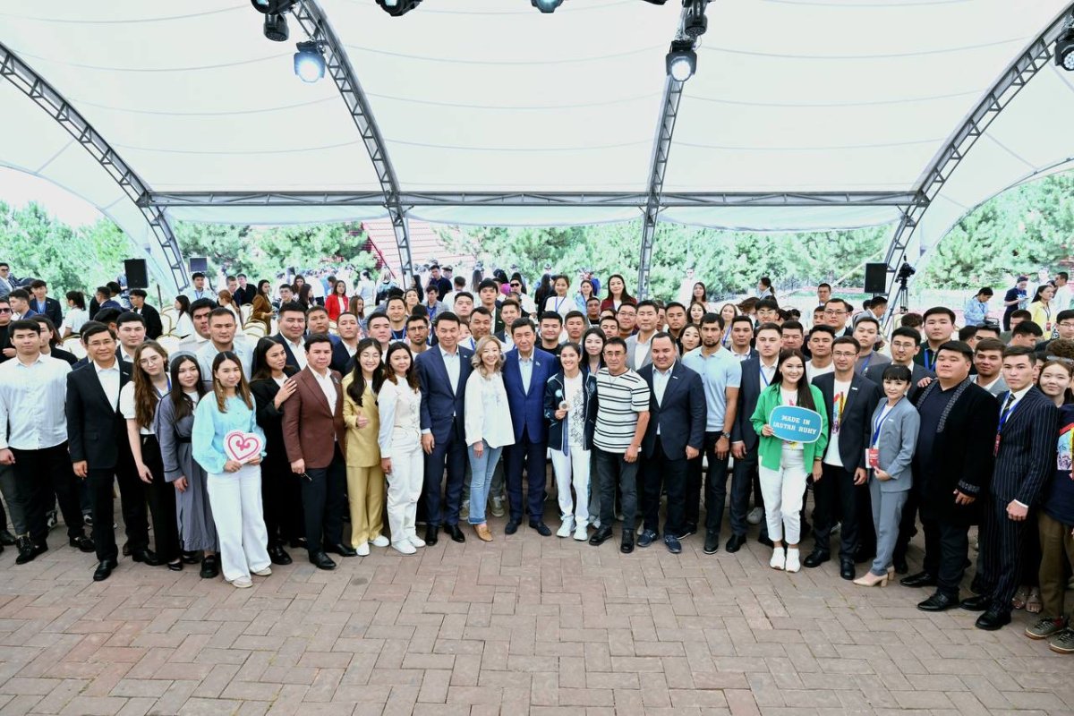 Жастар Рухы: АЭС ғылым мен инновацияның дамуына серпін береді